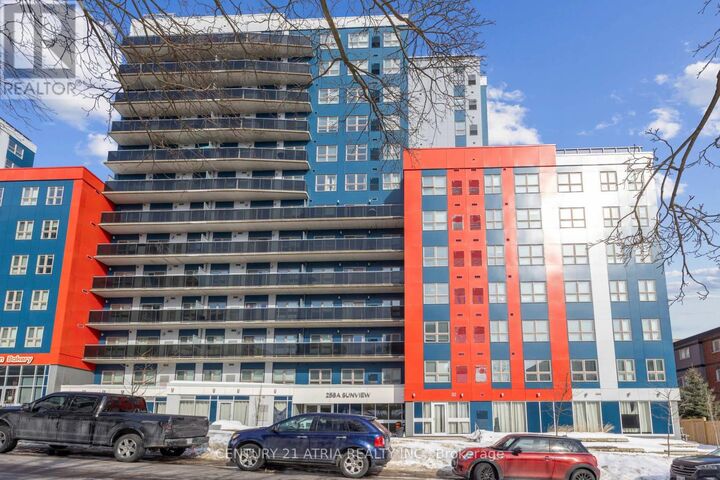Property Photo: 258A Sunview Street 1615 ON N2L 0H7