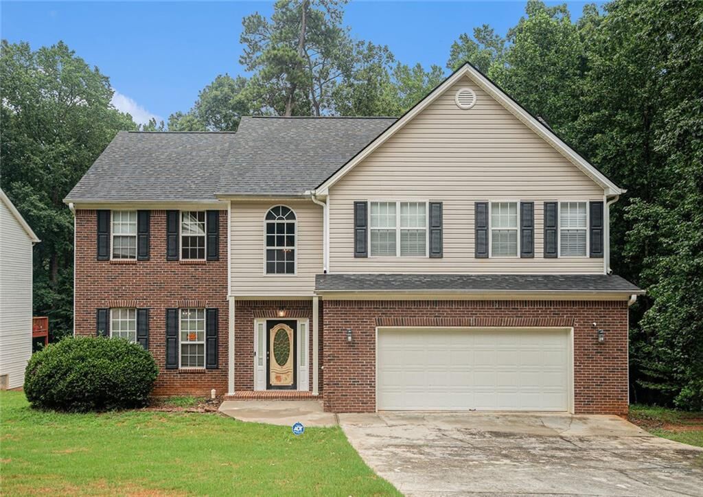 Property Photo:  1224 Falls Creek Court  GA 30094 
