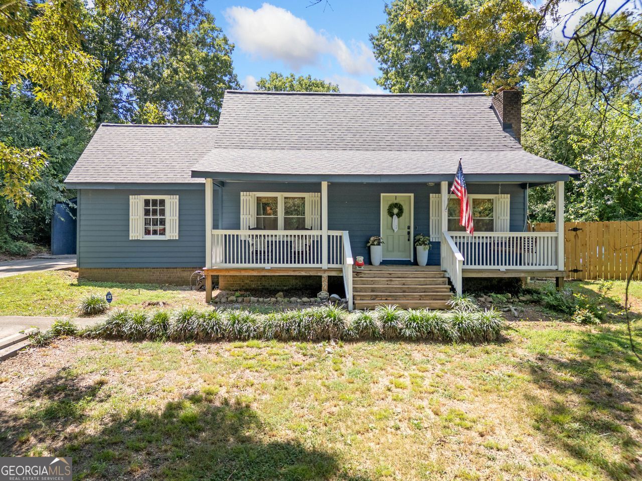 Property Photo:  354 Oakridge Drive SE  GA 30121 