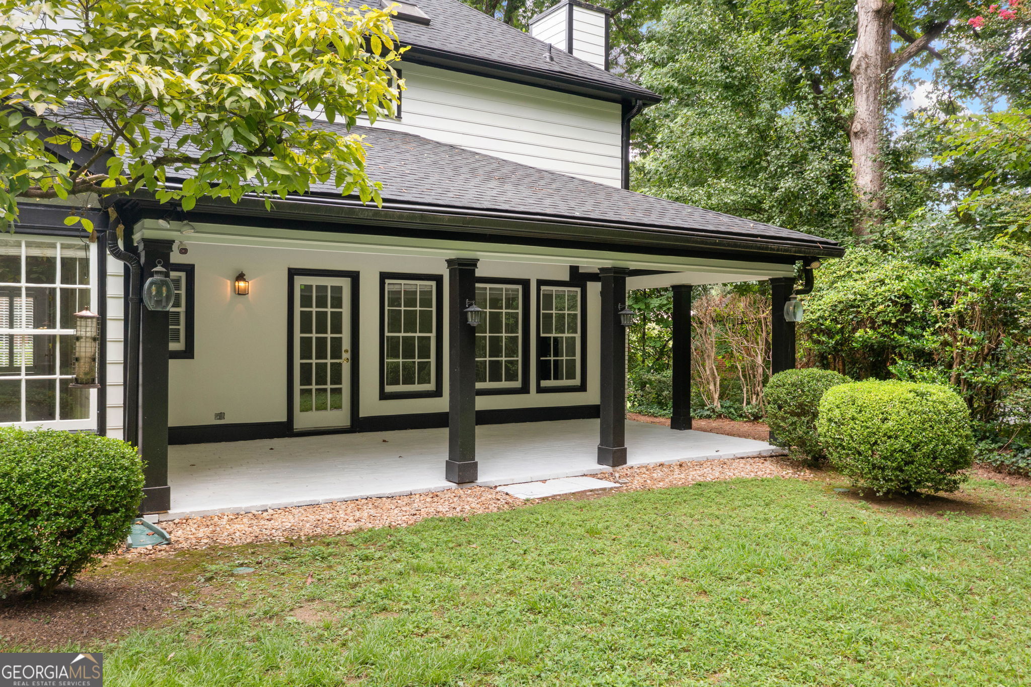 Property Photo: 4220 NE Singing Post Lane NE GA 30075