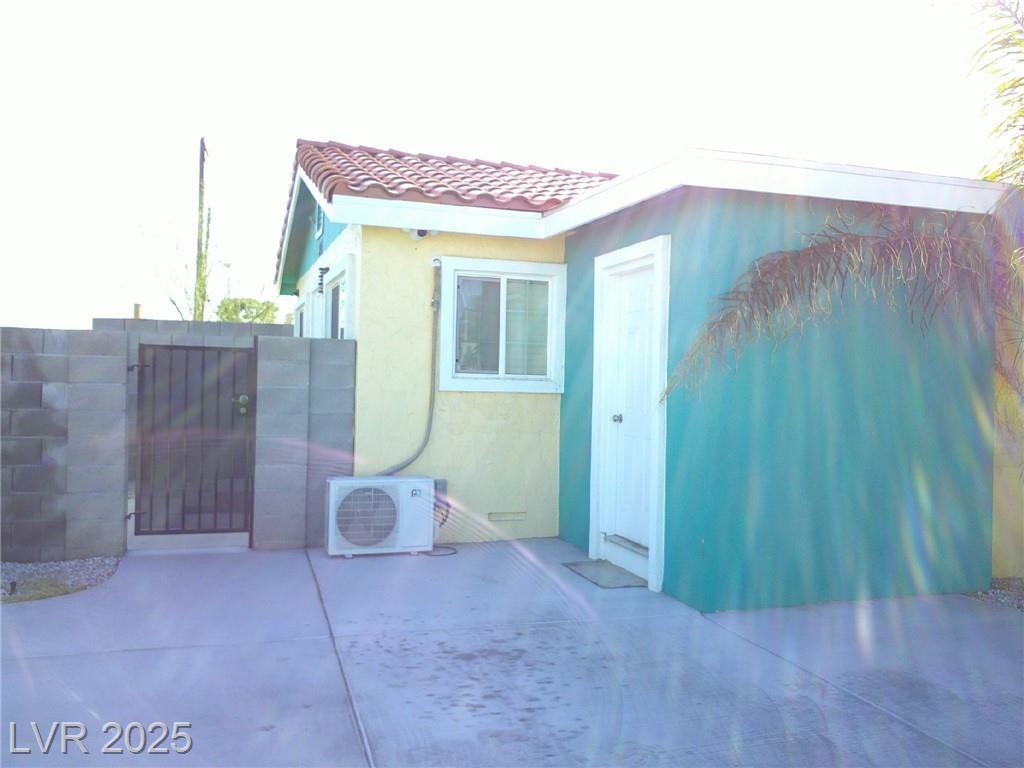 Property Photo: 245 North 23rd Street 1 NV 89101