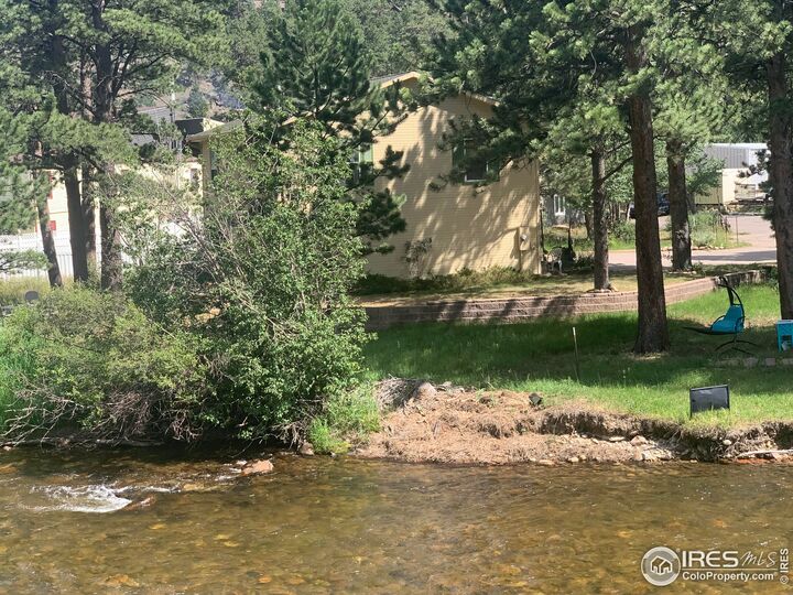 Property Photo:  465 Pine River Ln  CO 80517 