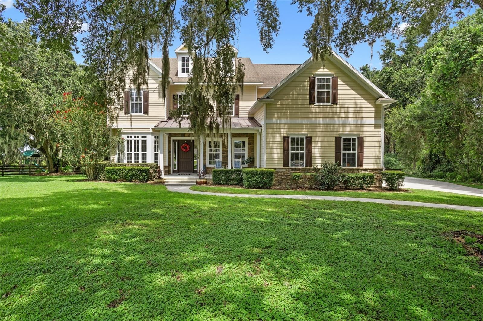 Property Photo: 1304 Otters View Court FL 34731