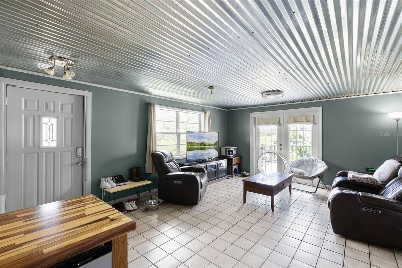 Property Photo: 17016 Hillcrest View Drive FL 34756