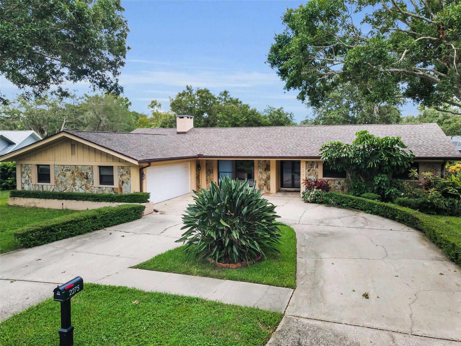 Property Photo: 2275 Willowbrook Drive FL 33764