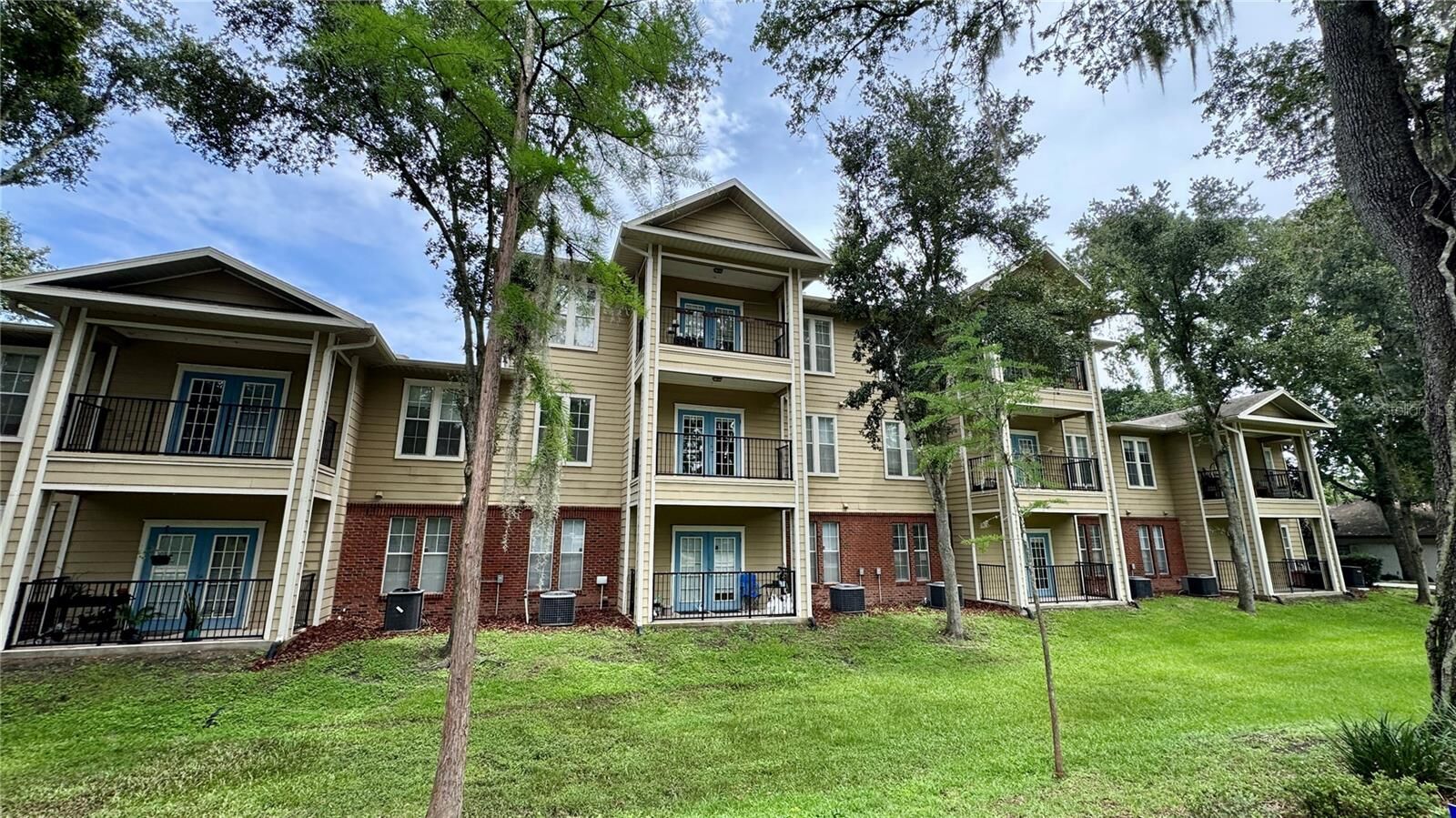 Property Photo: 3443 SW 24th Street 108 FL 32608