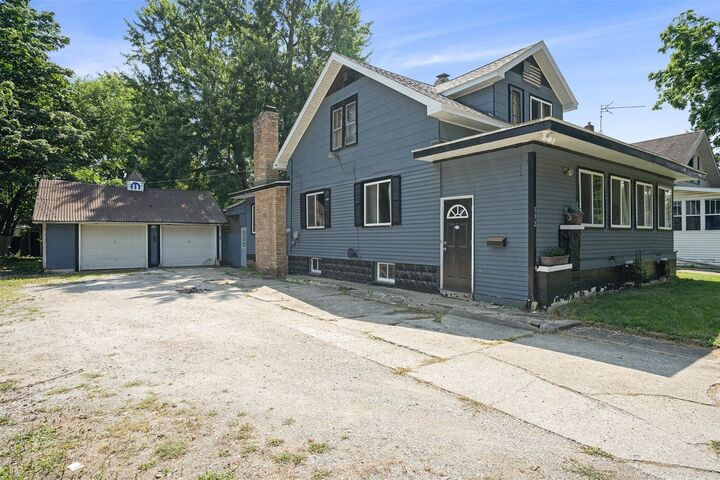 Property Photo: 332 S Hooker Avenue MI 49093
