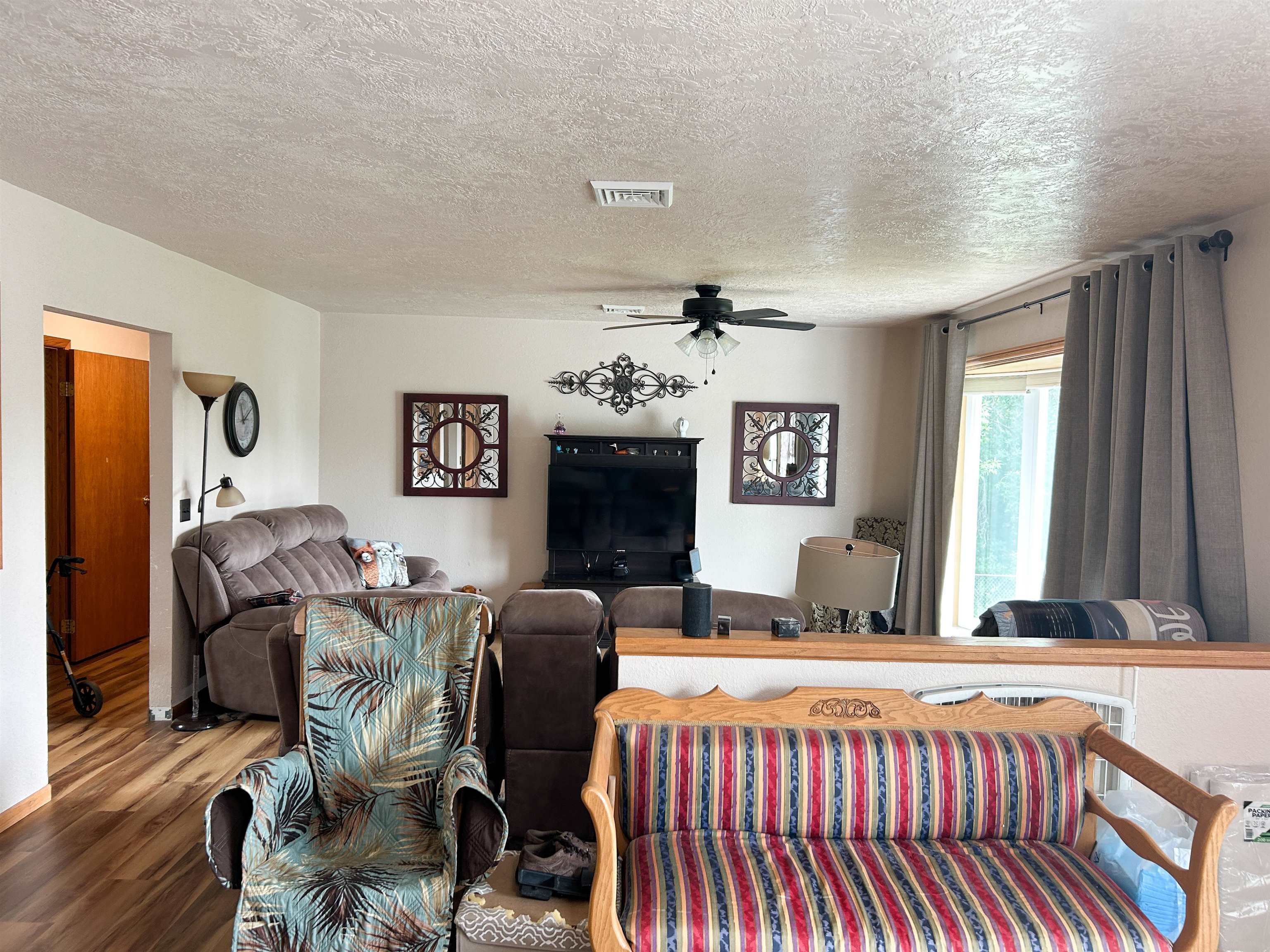 Property Photo:  4911 SE 61st Ave  ND 58701 