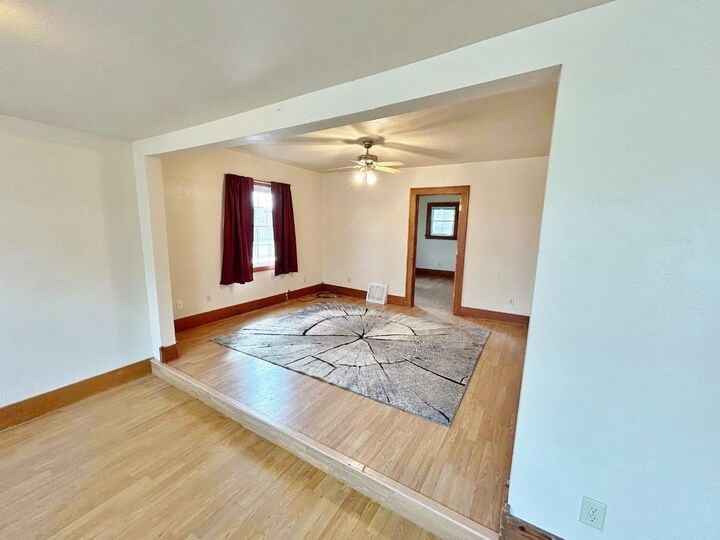 Property Photo:  507 9th St. NE  ND 58703 