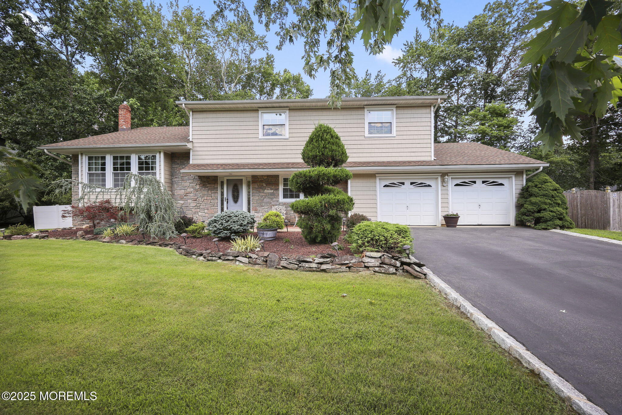 46 Sandburg Drive  Morganville NJ 07751 photo