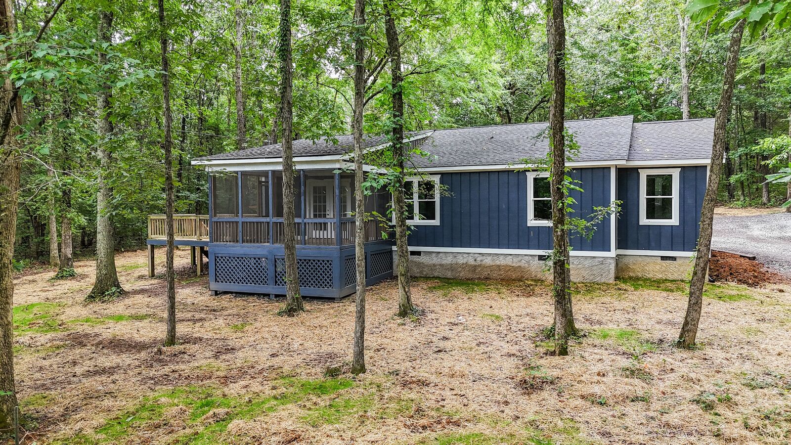 Property Photo:  4695 Jones Rd  TN 37037 