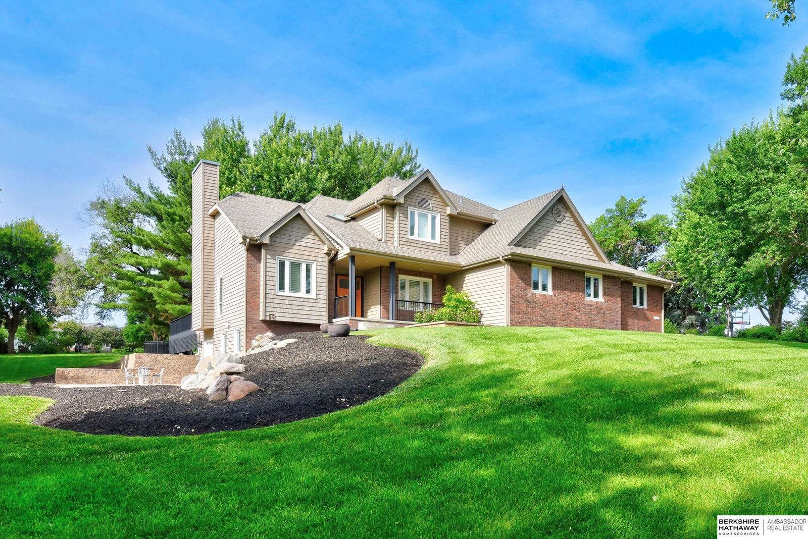 Property Photo: 21727 Cimarron Road NE 68022
