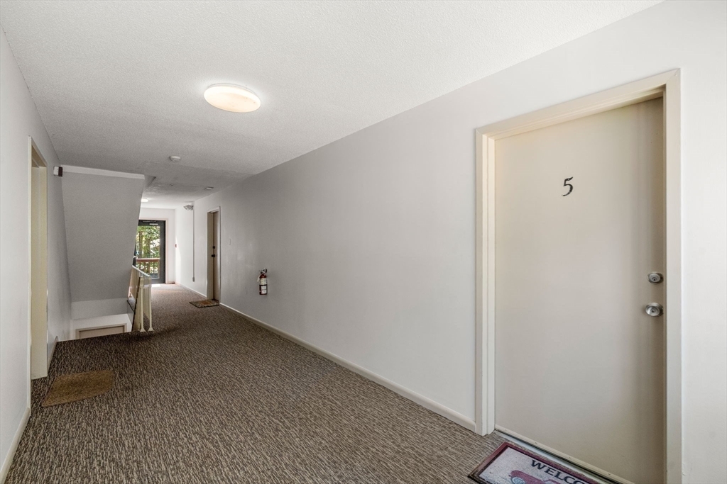 Property Photo: 1 Thayer Pond Dr 5 MA 01537