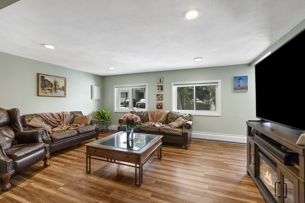 Property Photo:  34 Glenvale Ave  MA 01821 