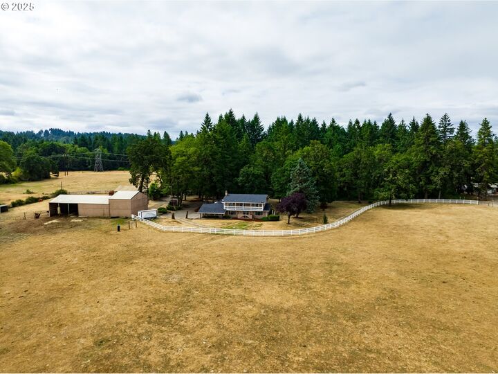 26718 Cantrell Rd  Eugene OR 97402 photo