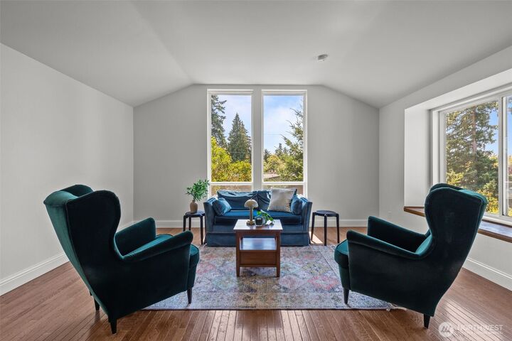 Property Photo: 418 SW 189th Street WA 98166