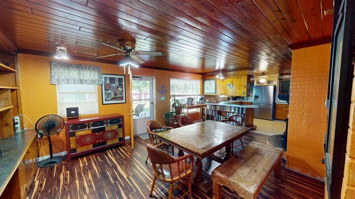 Property Photo: 1886 Bowling Green Road KY 42164