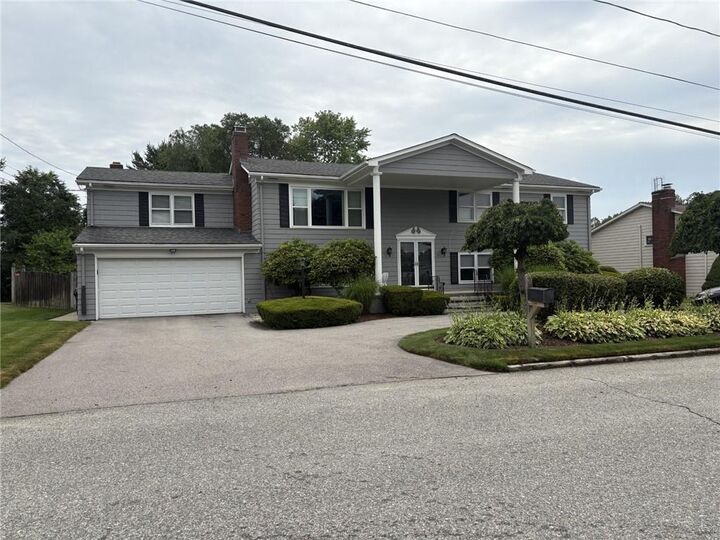 19 Oakhurst Drive  Smithfield RI 02828 photo