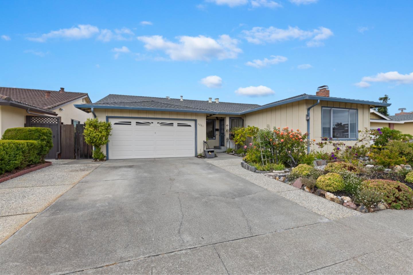 Property Photo:  1281 Marlin Avenue  CA 94404 