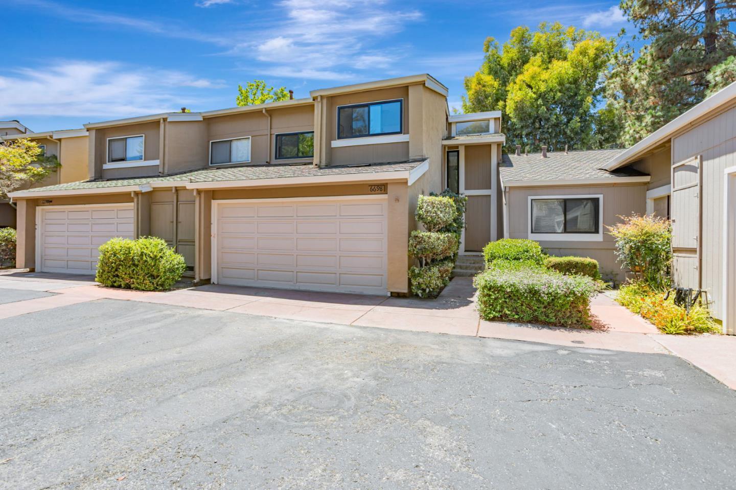 6698 Buggywhip Court  San Jose CA 95120 photo