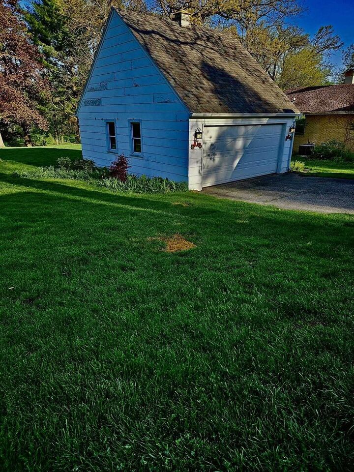 Property Photo:  1640 East Ridge Road  WI 53511 