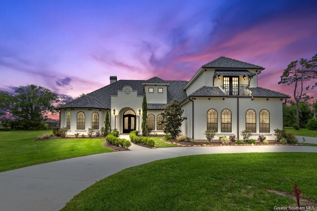 Property Photo: 5627 Lutte Tigre Lane LA 70605