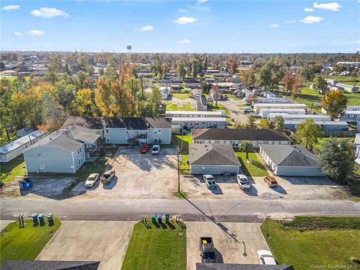 Property Photo: 2505 Rhua Drive LA 70663