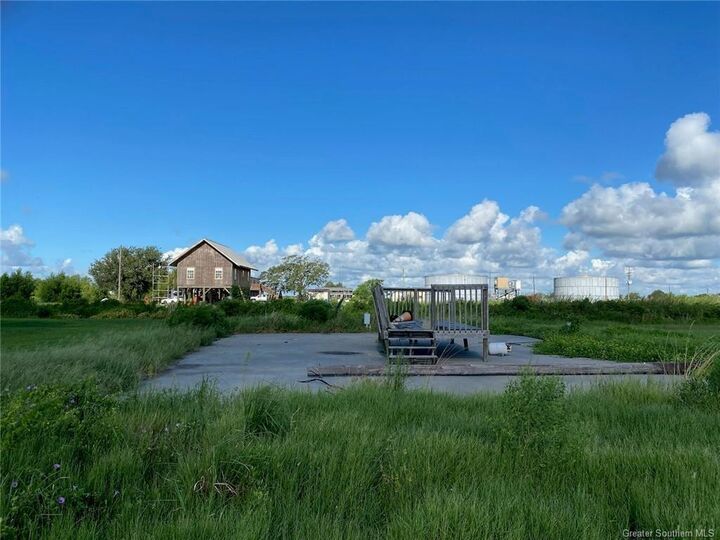 Property Photo:  165 Middle Ridge Road  LA 70631 