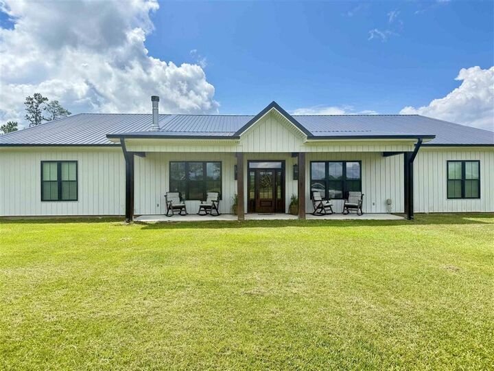 Property Photo:  603 Route 66 Road  LA 70633 