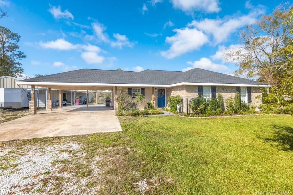 Property Photo: 3577 Palm Drive LA 70663