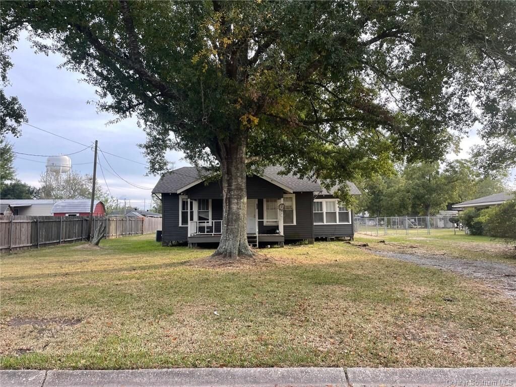 Property Photo: 513 Navarre Street LA 70663