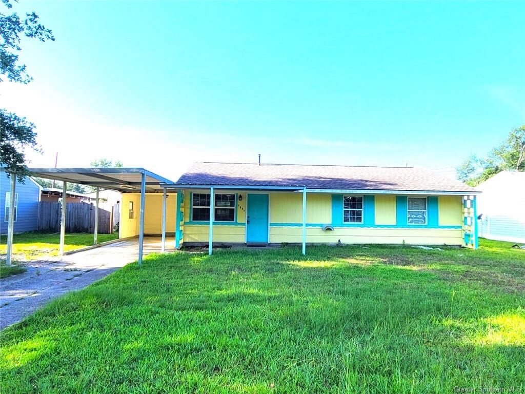 Property Photo:  1321 Meadow Lane  LA 70663 