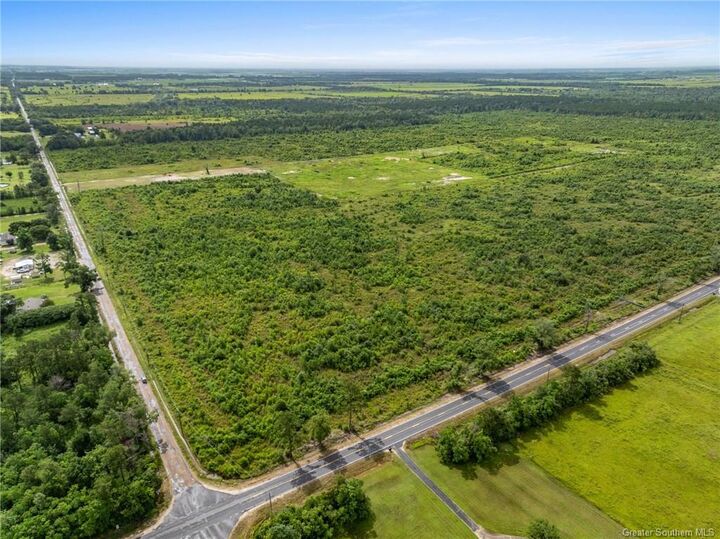 Property Photo: 13 Abie Fontenot Road LA 70647
