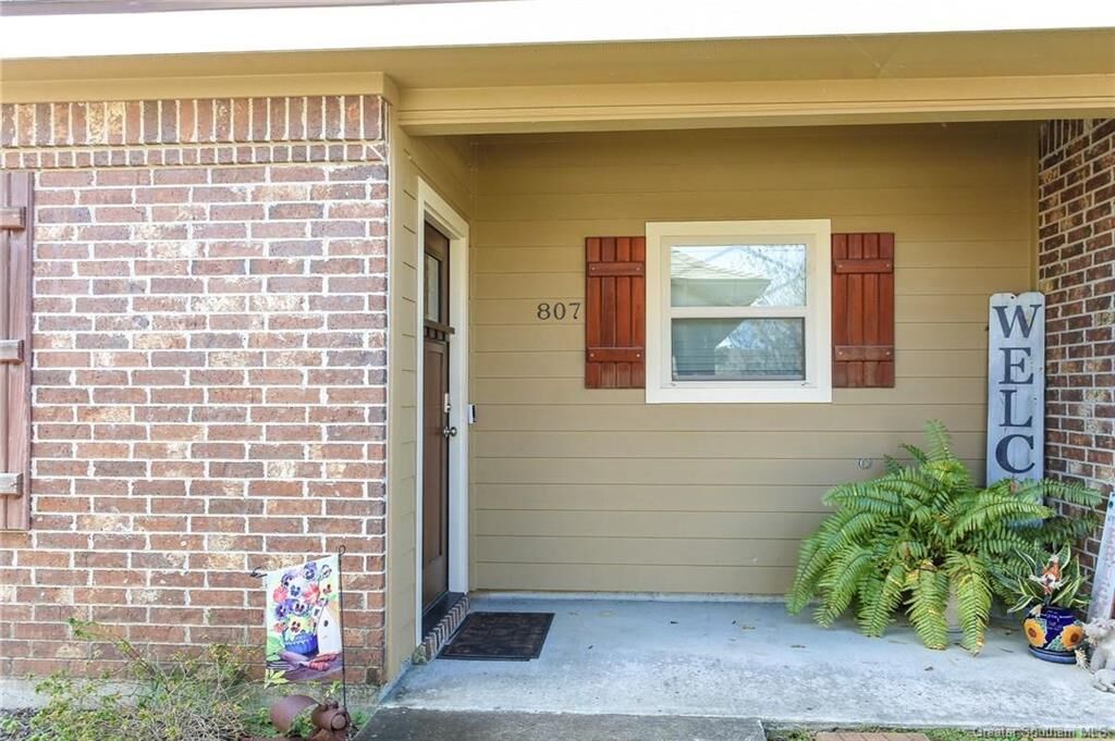 Property Photo:  807 Dewey Street  LA 70669 
