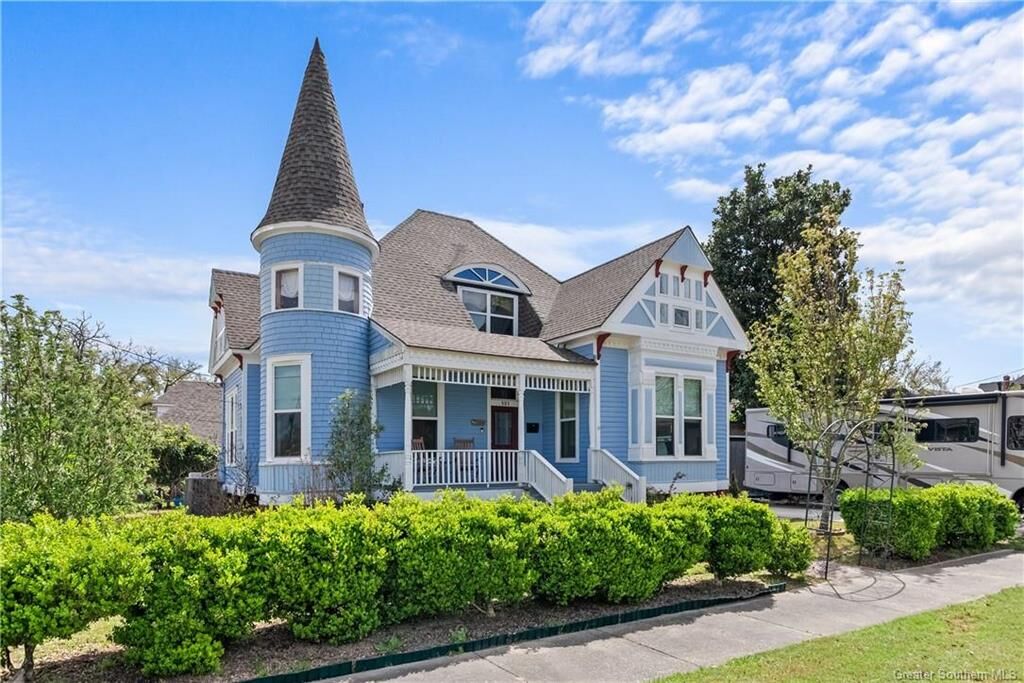 Property Photo: 503 Moss Street LA 70601