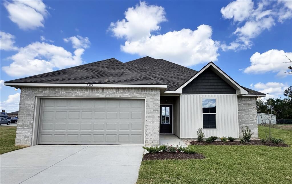 Property Photo: 2373 Strickland Court LA 70607