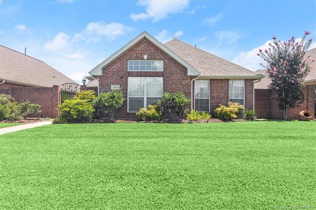 Property Photo: 2511 Peace Drive LA 70605