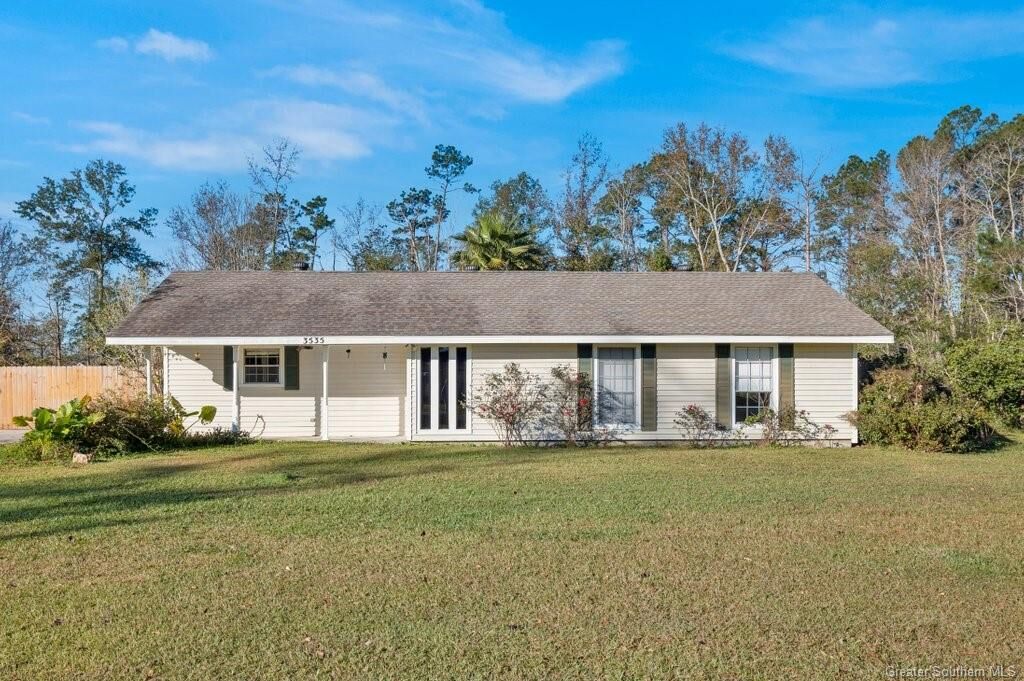 Property Photo: 3535 Oak Wood Drive LA 70663