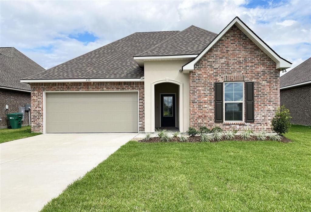 Property Photo: 233 White Castle North LA 70647