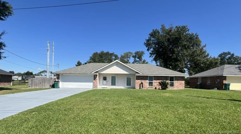 Property Photo: 1212 Katy Lane LA 70669