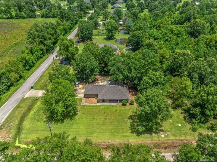 Property Photo:  109 Welcome Road  LA 70657 