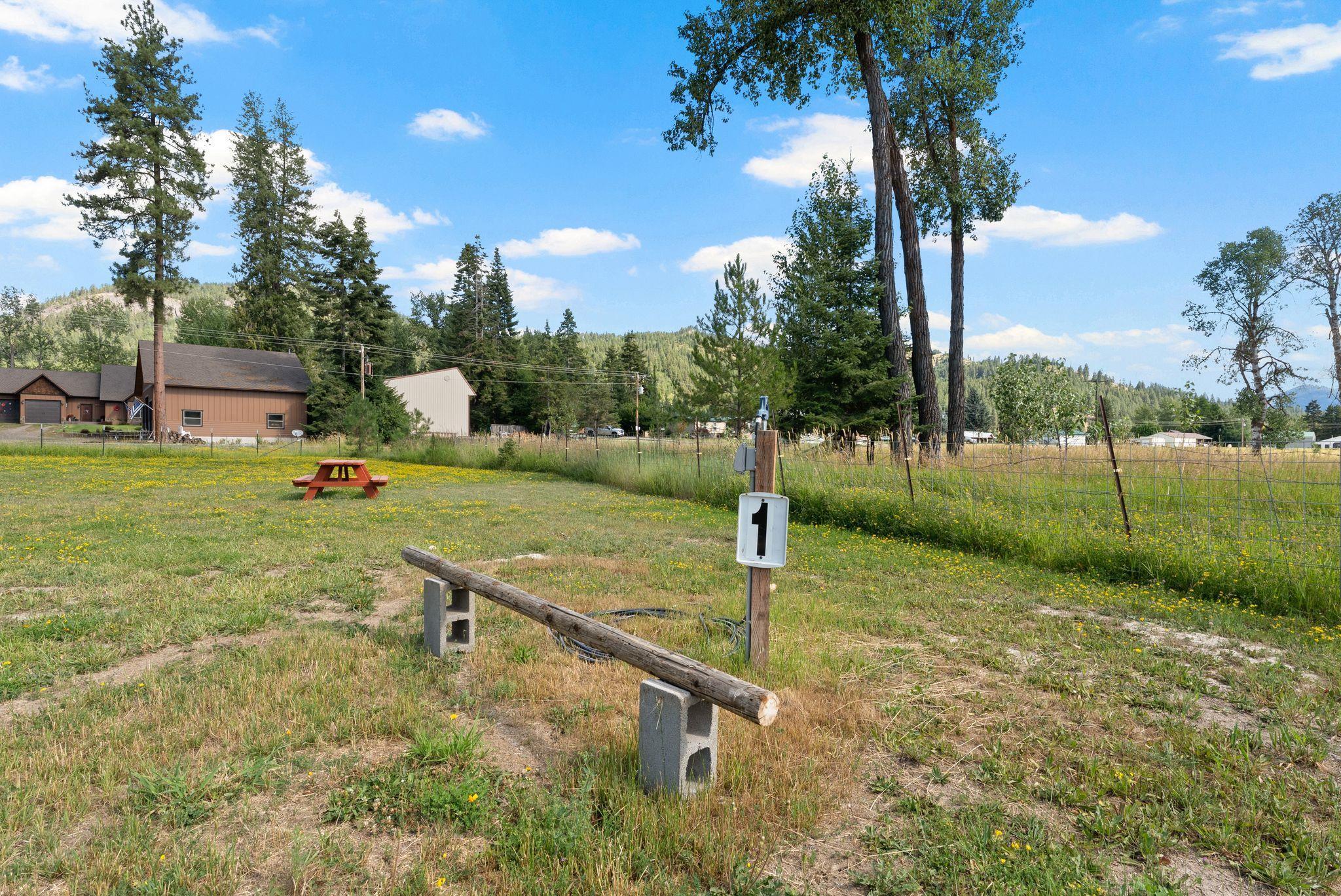 Property Photo: 1332 Riverbend Loop Rd WA 99119