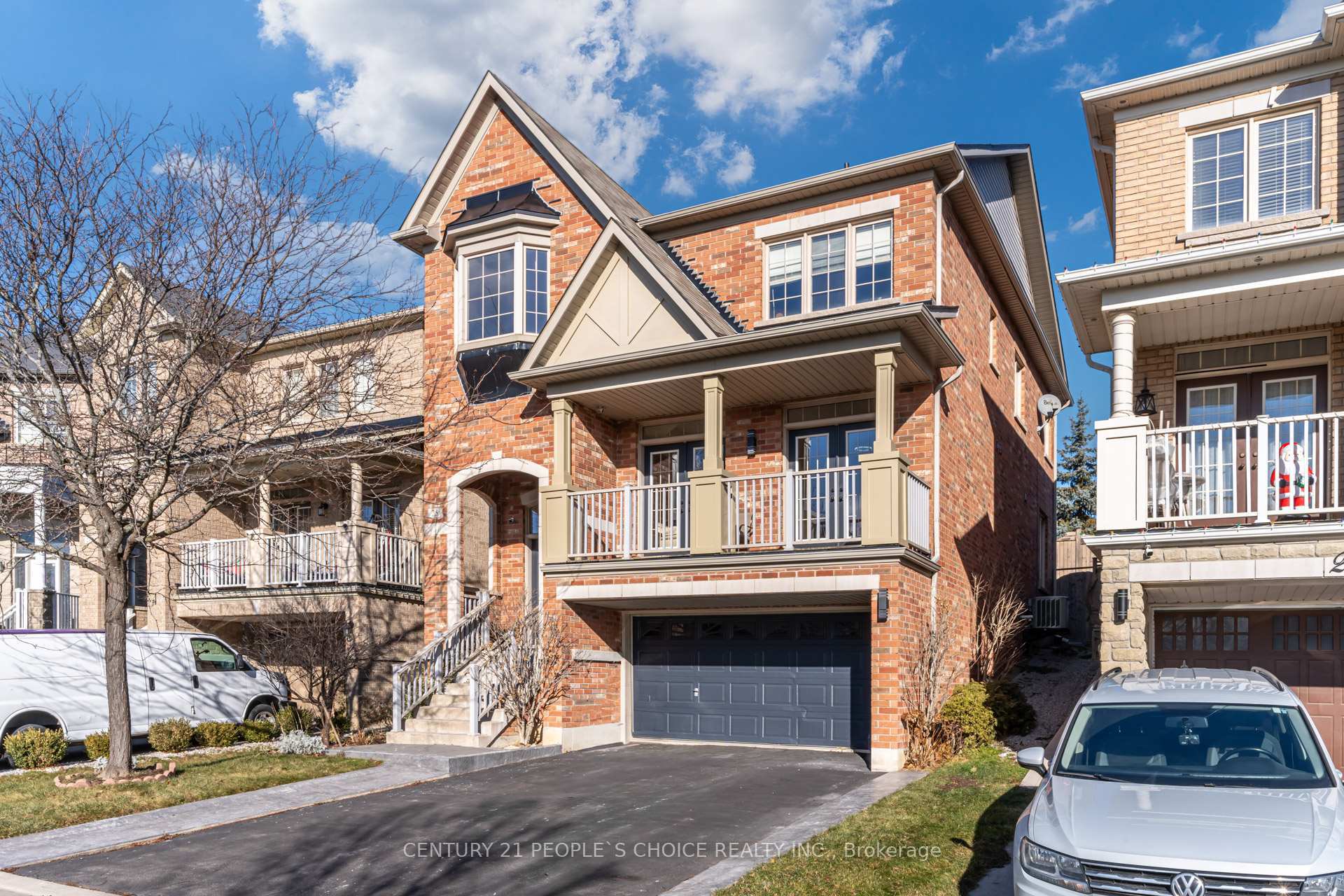 Property Photo: 25 Fahey Drive ON L6Y 0N8
