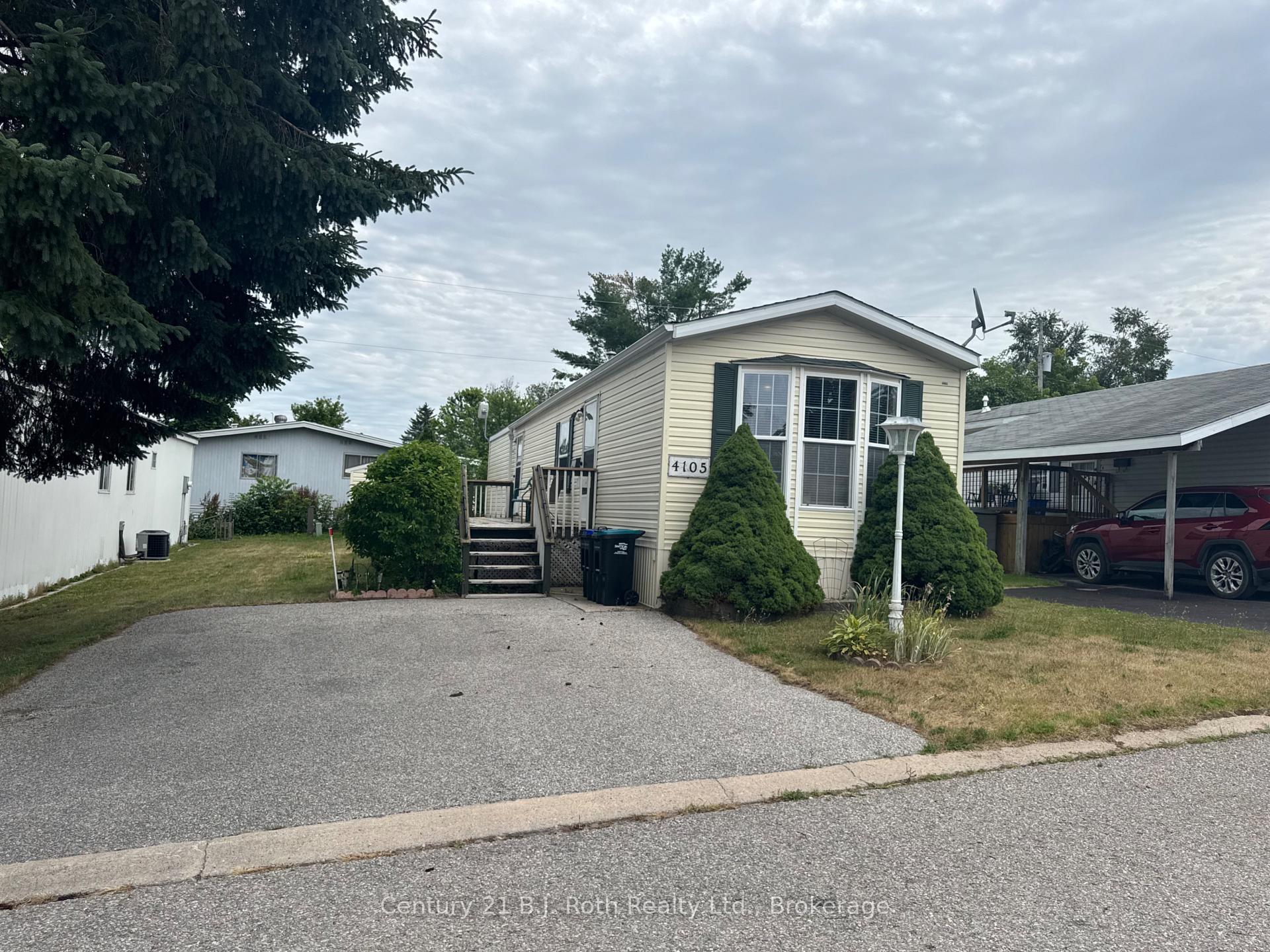 Property Photo: 4105 Spruce Road ON L3V 6H4