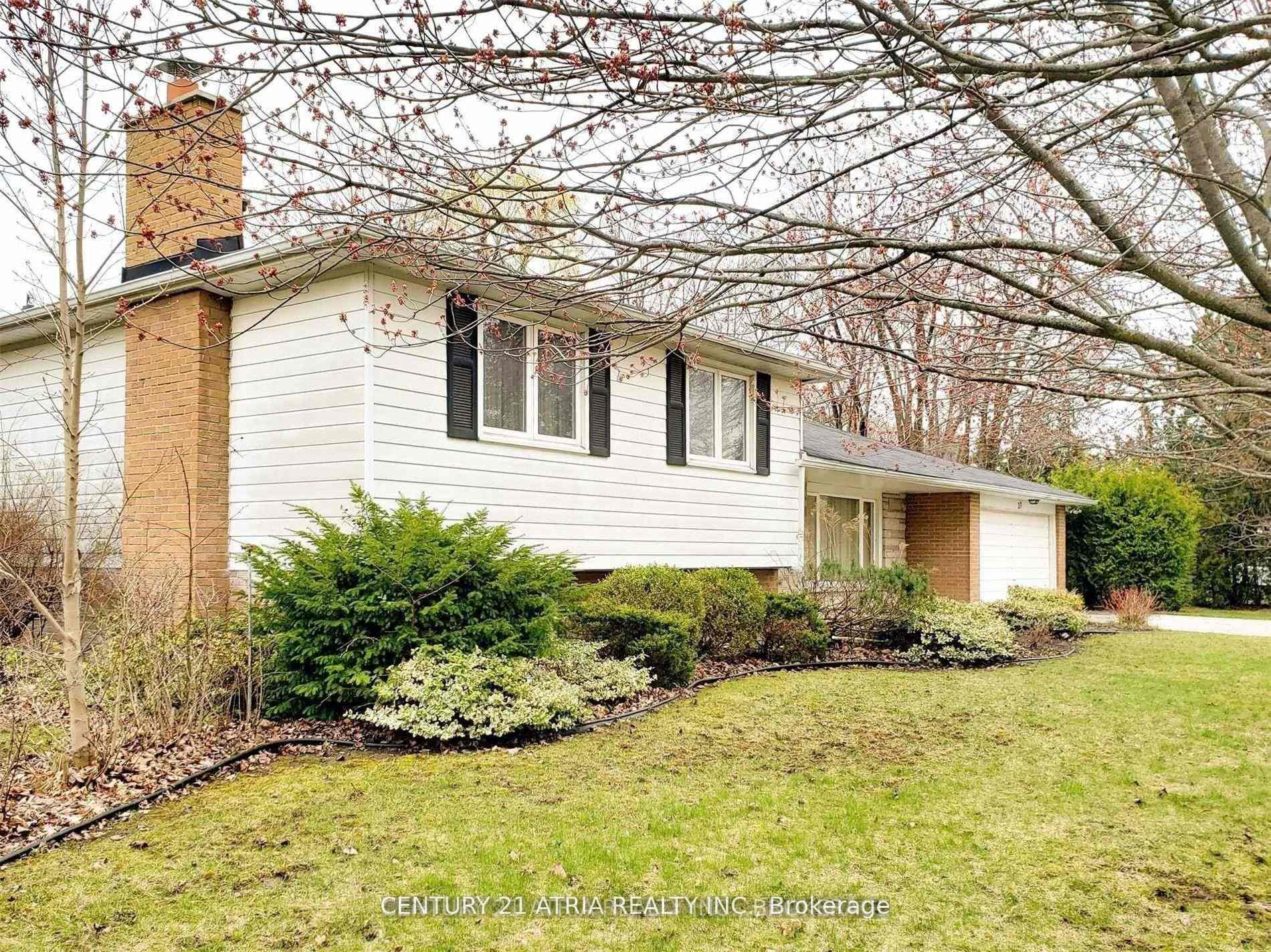Photo de la propriété: 27 Fonthill Boulevard ON L3R 1V5