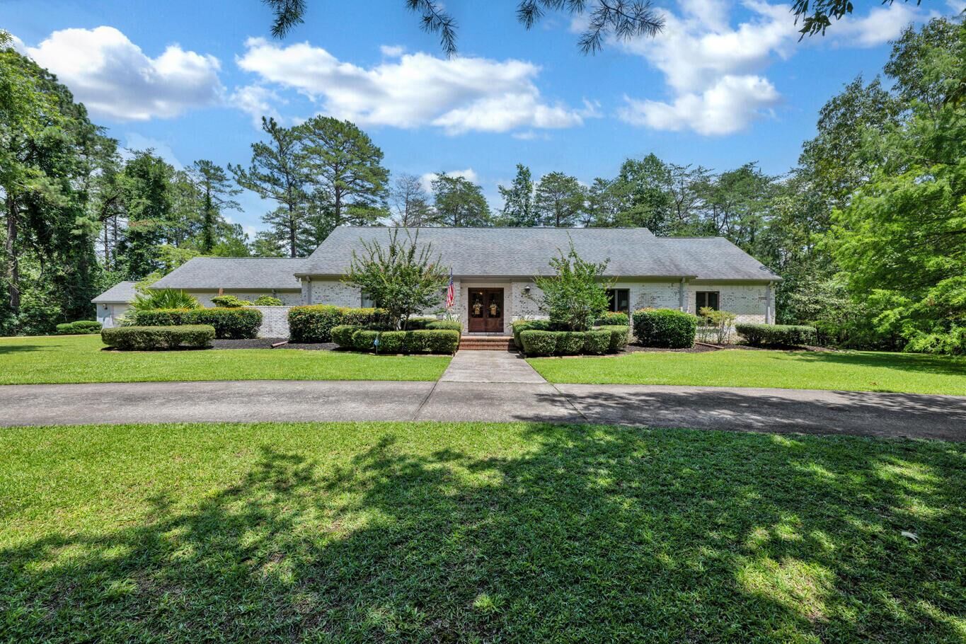 Property Photo:  4201 Cliff Dr  AL 35504 