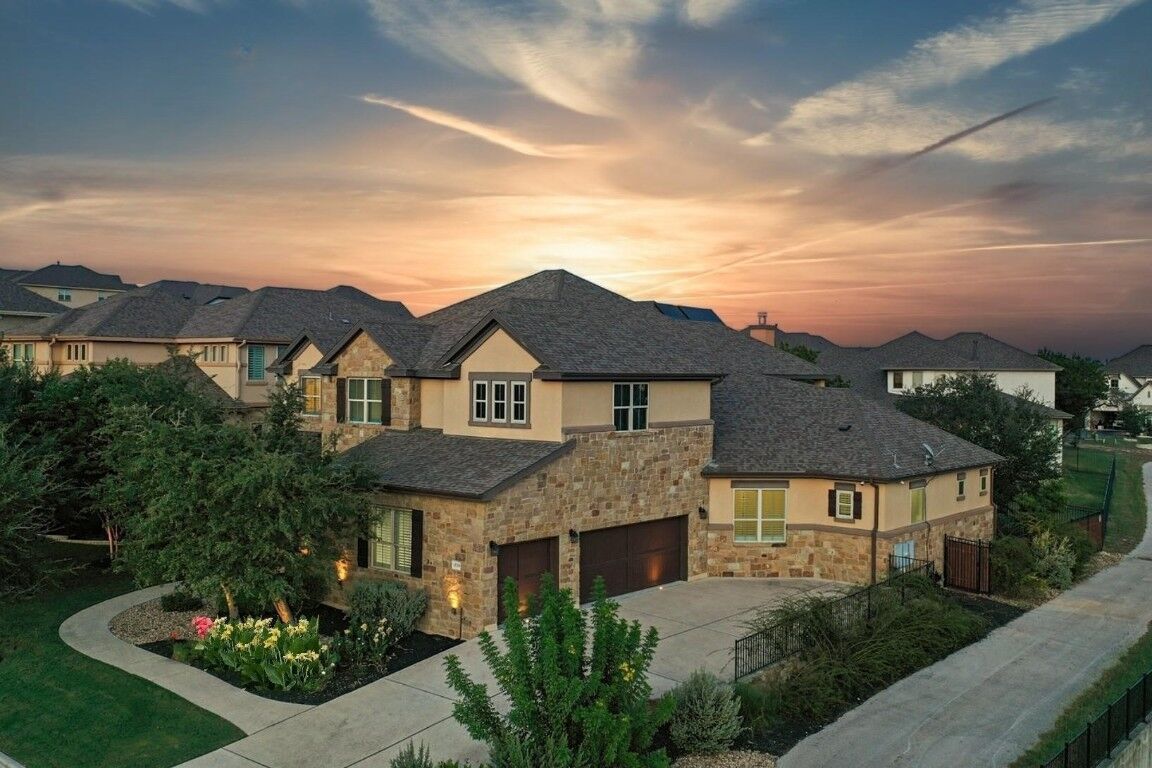 Property Photo: 15729 De Fortuna Drive TX 78738