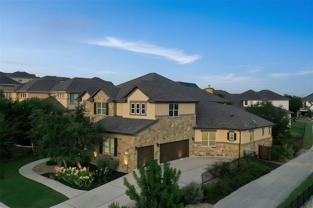 Property Photo:  15729 De Fortuna Drive  TX 78738 