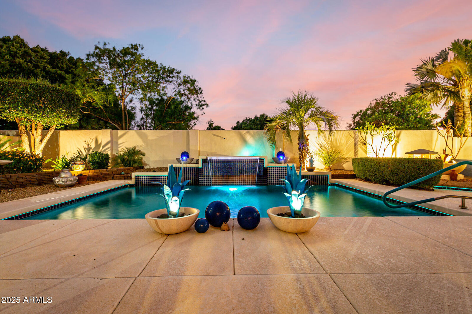 Property Photo: 12480 N 57th Drive AZ 85304