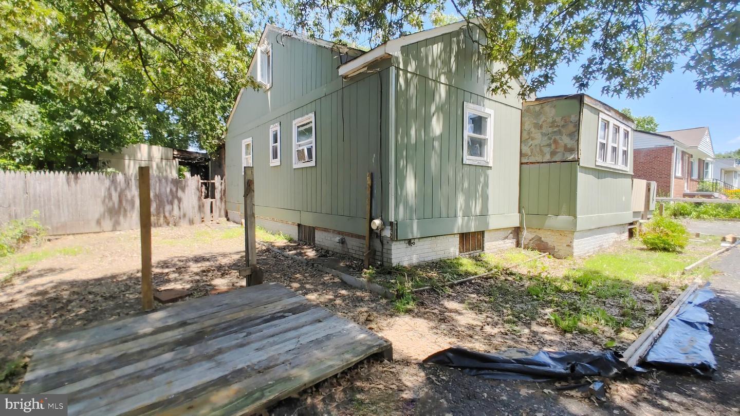 Property Photo: 6410 Woodley Road MD 20735